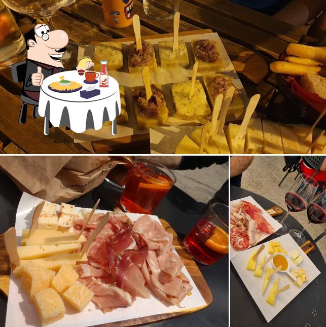 Piatto di formaggi al CEMÛT - Piccola Osteria Furlana