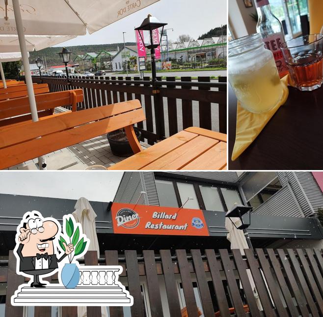 Parmi les différentes choses de la extérieur et la boisson, une personne peut trouver sur Diner Coffee & Grill Billard Restaurant