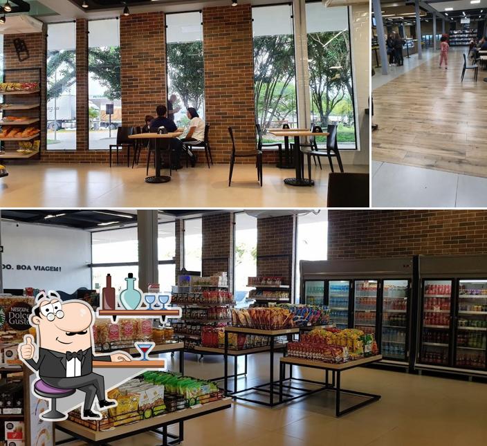 O interior do Eat Stop (Rede BG km 37)