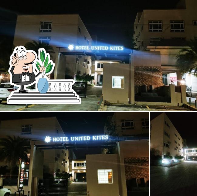 Redwood Restaurant Veg & Non Veg