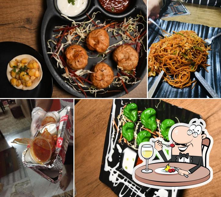 Meals at Momos Colling