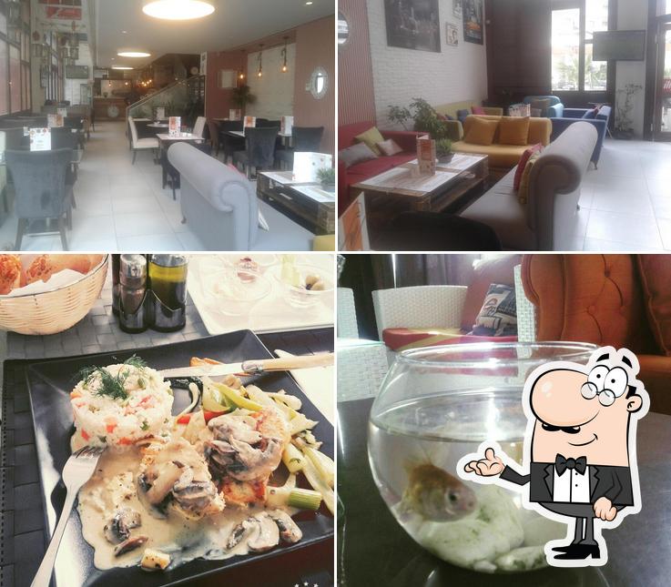 The image of Vintage’s interior and food