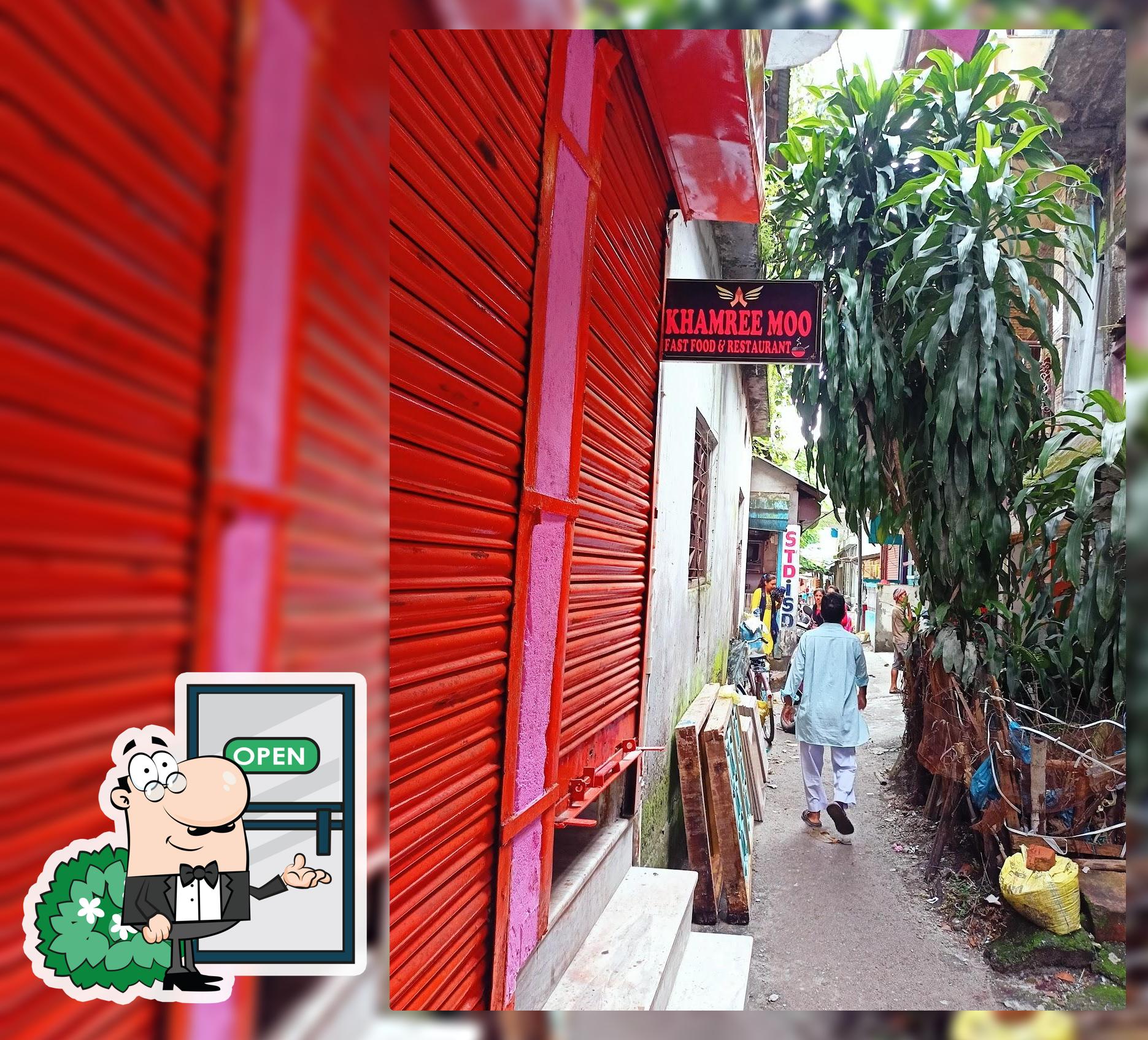 Khamree moo fast food and restaurant