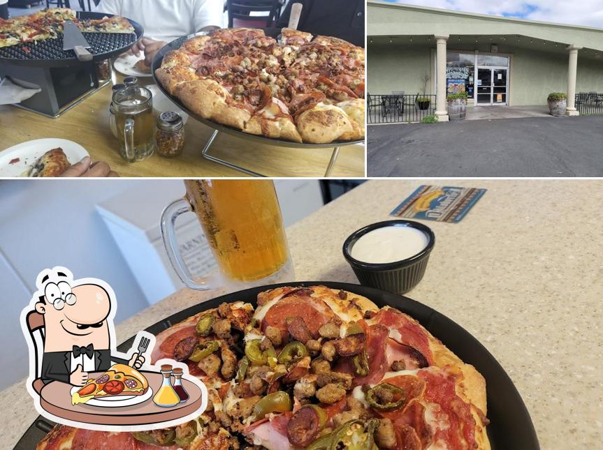 Stratton's Pizzeria, Galt - Restaurant menu, prices and reviews