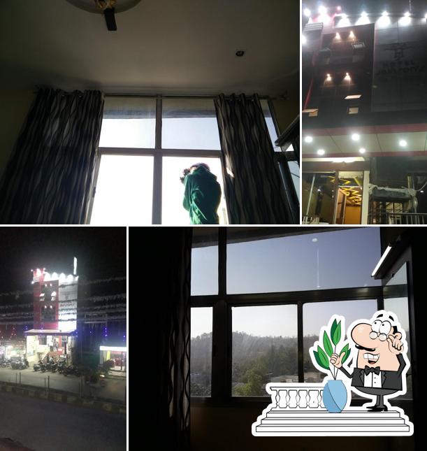 Hotel Jainson's - Best Hotel in Parasia Best restaurant Near Me Best Veg Restaurant in Parasia