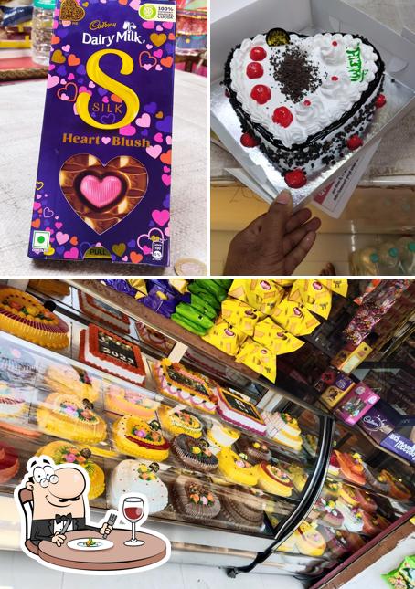 Dhanlaxmi Sweet Mart