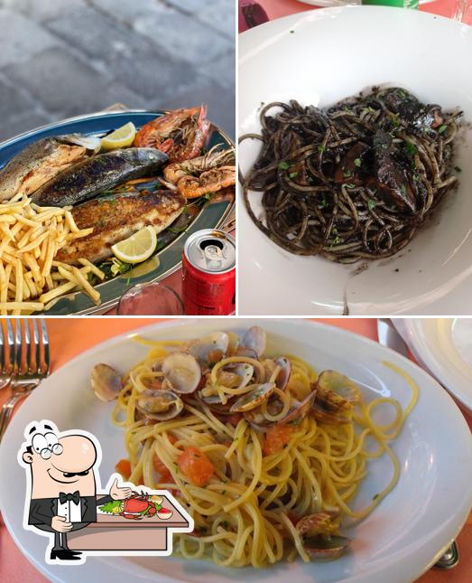 Prenditi la cucina di mare a Trattoria Da Giorgio Ai Greci