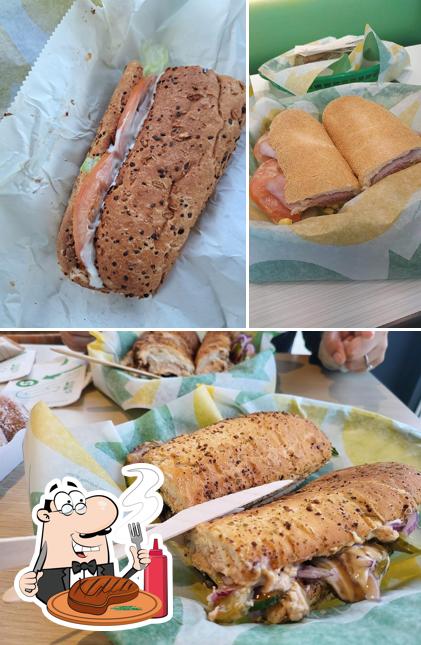 Prenez des repas à base de viande à Subway