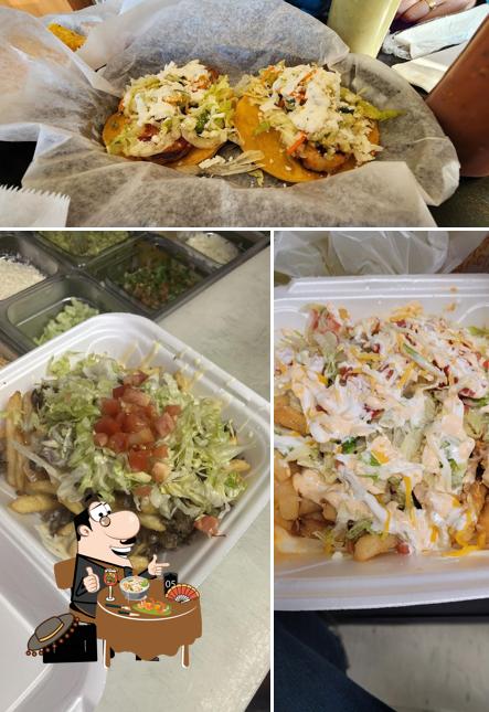 Tacos Wey & Grill, 9040 Gravois Rd in Affton - Restaurant menu and reviews