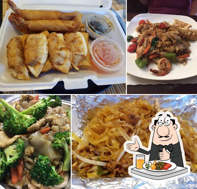 Thai Basil in Pawtucket Restaurant menu and reviews
