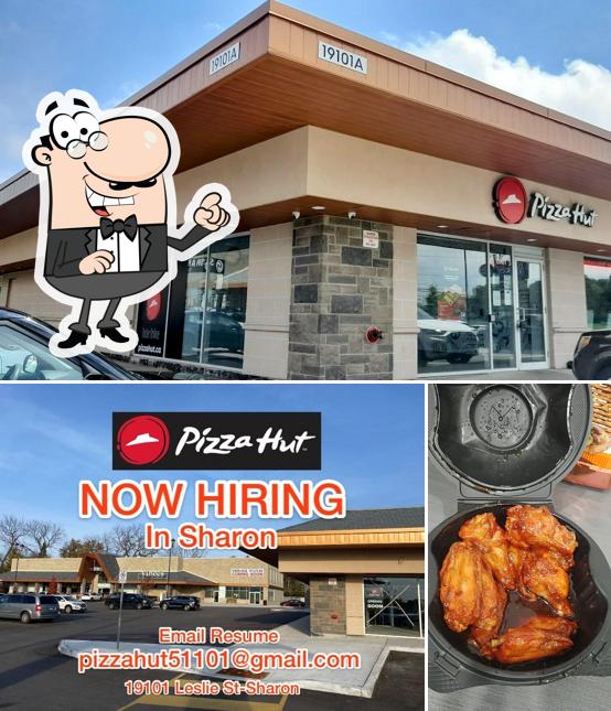 L'extérieur de Pizza Hut