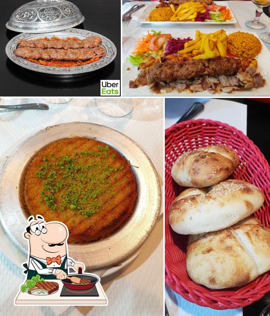 Essayez des plats à base de viande à ISTANBUL'S GRILL