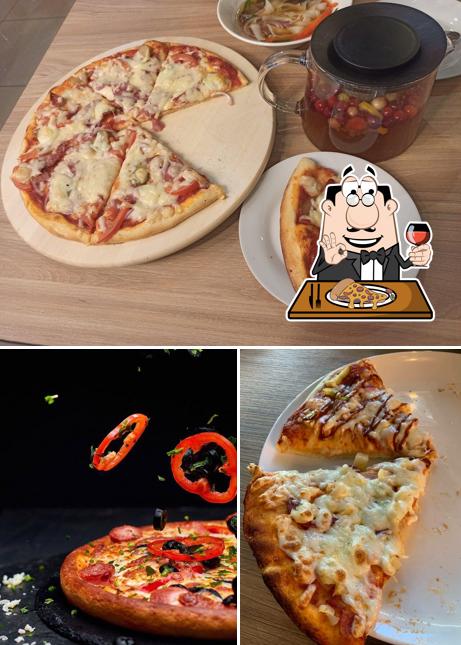 Попробуйте пиццу в "Two pizza"