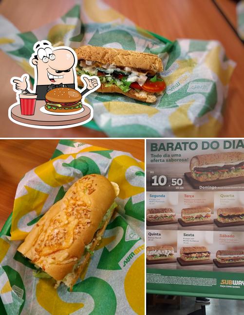 Peça um hambúrguer no Subway