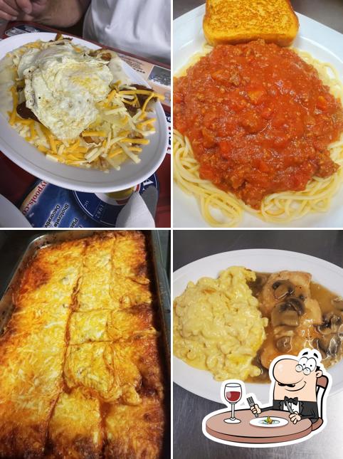 Ala Carte Café in Port Clinton Restaurant menu and reviews
