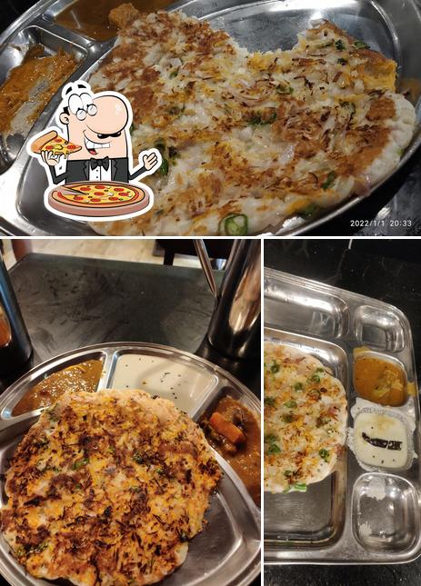 Order pizza at Shenoy's kitchen