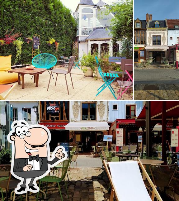 L'intérieur de GREEN CORNER