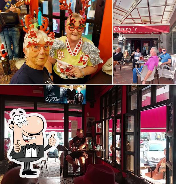 Cherry's Bar in Benalmádena Restaurant reviews