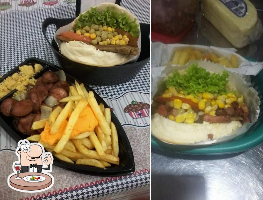 Platos en BIG LANCHES PASTÉIS E PORÇÕES