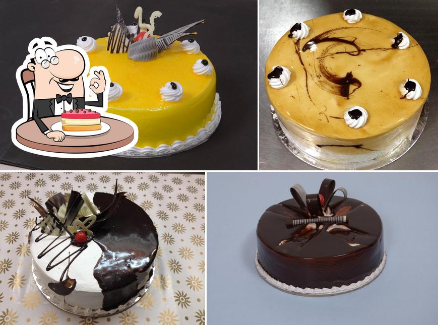 Send Cakes to Noida from the Flying Cake Bakery