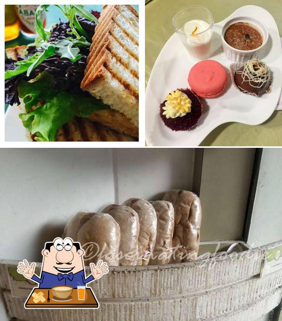 Food at Paris Cafe