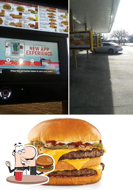 Tómate una hamburguesa en Sonic Drive-In