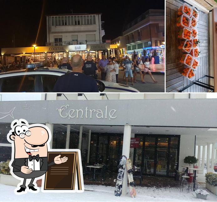 Questa è la immagine che mostra la esterno e cibo di Bar Centrale