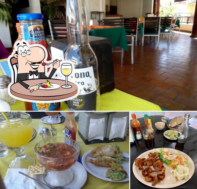 Restaurante Mariscos Nacho's Acapulco, Acapulco, Teniente José Azueta 7