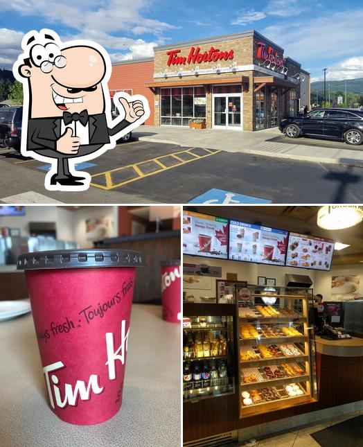 Canadian Fast Food Restaurant - Review of Tim Hortons, Clearwater