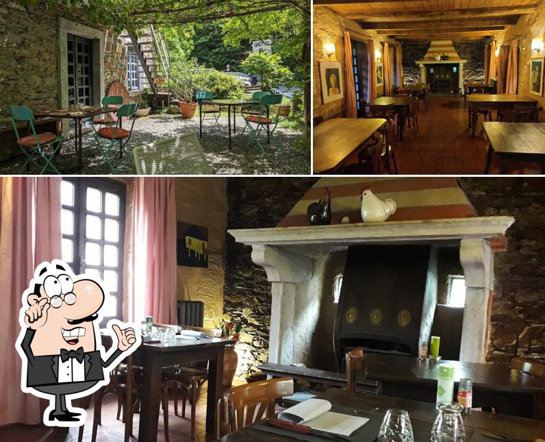 Dai un'occhiata agli interni di Grotto Al Mater Restaurant