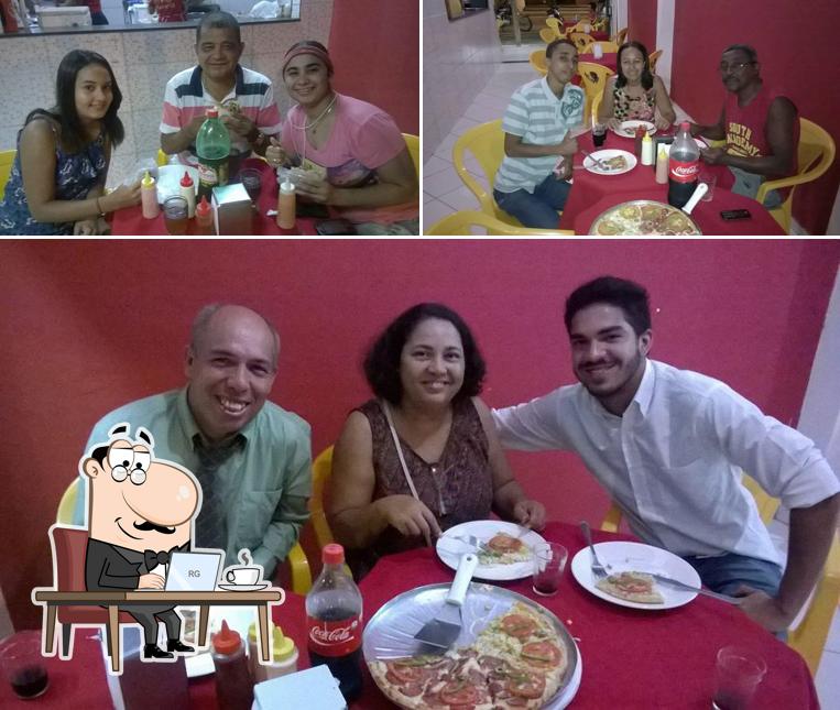 Veja imagens do interior do Dim Lanches & Pizzaria