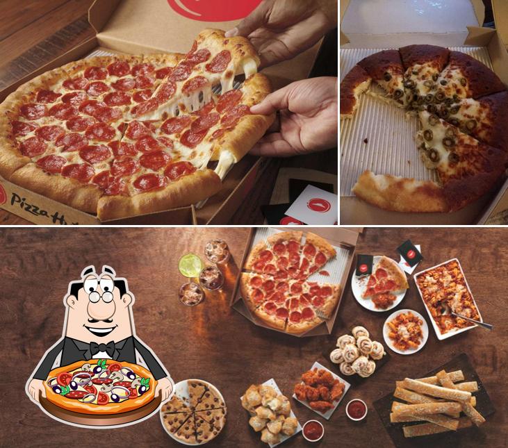 Pizza Hut, 3701 Lakeview Pkwy #103 in Rowlett - Restaurant menu and reviews