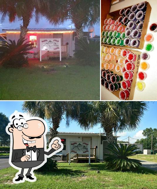Frozen Daiquiri Drivethru and bar in Jennings Restaurant reviews