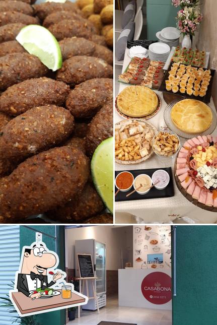 A Casabona Pasta Fresca se destaca pelo comida e interior