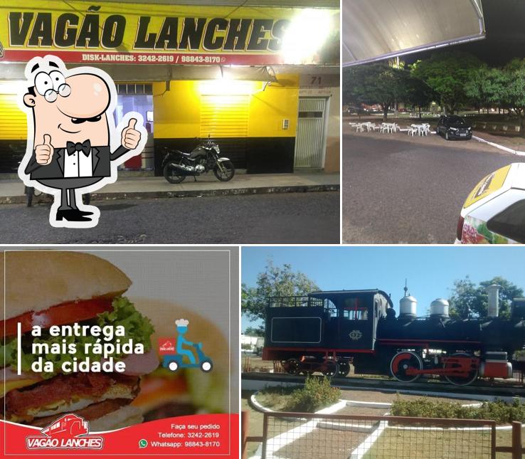 Here's a picture of Vagão Lanches