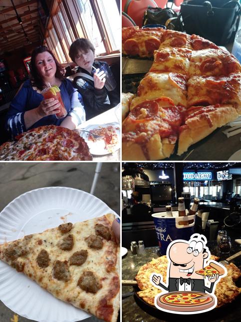 Cemeno's Pizza in Joliet Restaurant menu and reviews