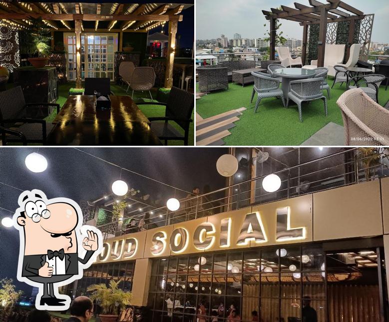 CLUB AERIES SKYBAR & KITCHEN, Kolkata, 145 rashbehari avenue Spencer