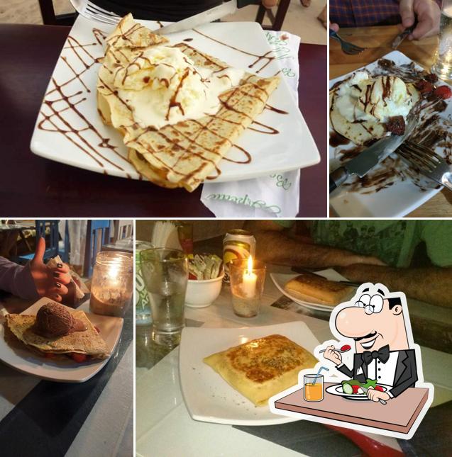 Comida em Creperia Tropicana