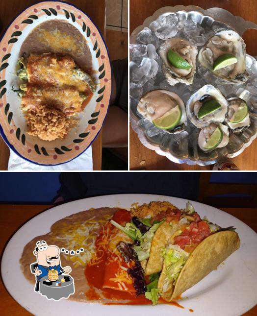 Устрицы в "Rita's Mexican Food & Mariscos"