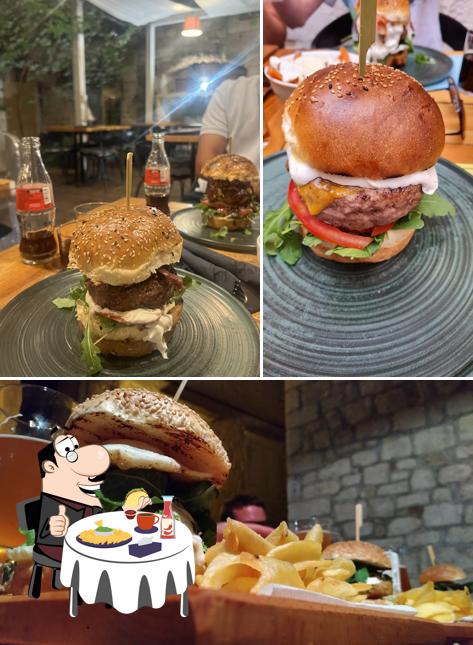 Bubalus Burger Bar offre un'ampia gamma di opzioni per gli amanti dell'hamburger