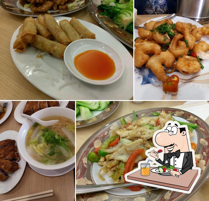 Macau Noodle Kitchen in Burwood Restaurant menu and reviews