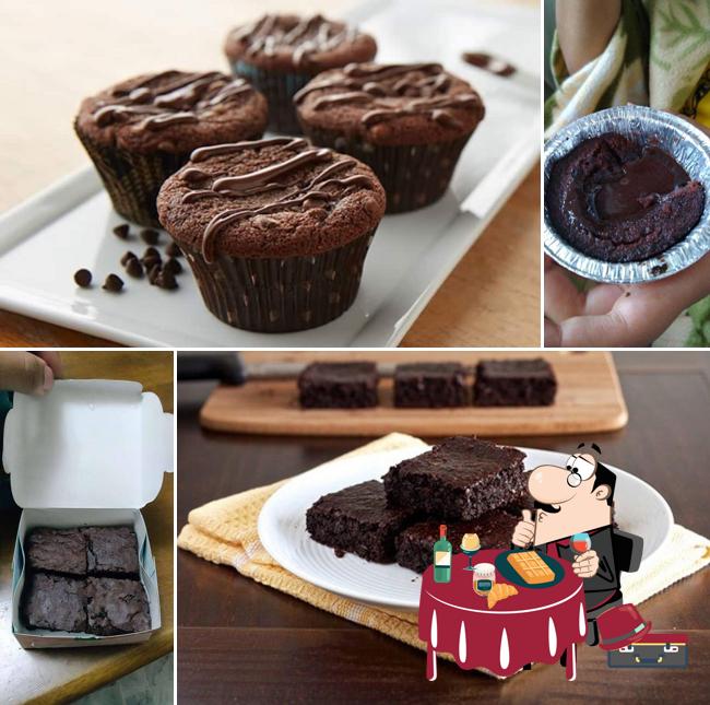 MOJO Pizza - 2X Toppings offers a range of desserts