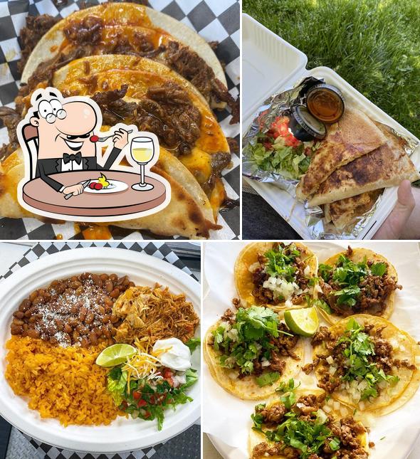 Paco’s Tacos Food Truck in Hood River Restaurant menu and reviews