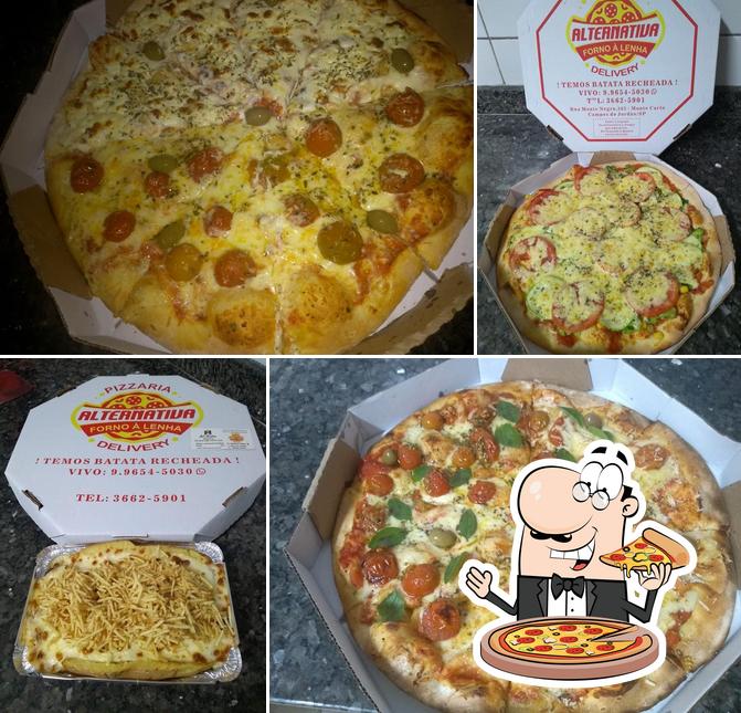 Peça diferentes variedades de pizza