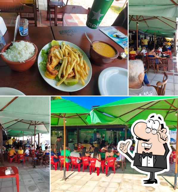 O interior do Fabio Beach Bar e Restaurante especialista em frutos do mar e comida típica nordestina - Bessa