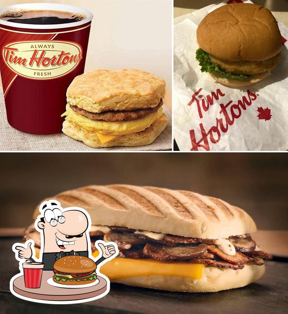 Commandez un hamburger à Tim Hortons