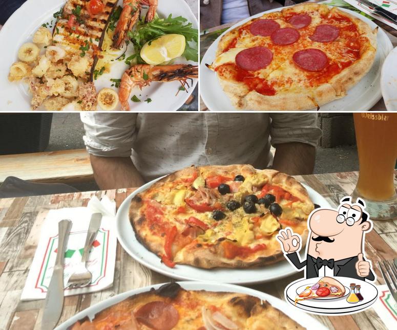 Try out pizza at Pizzeria 7 Bello