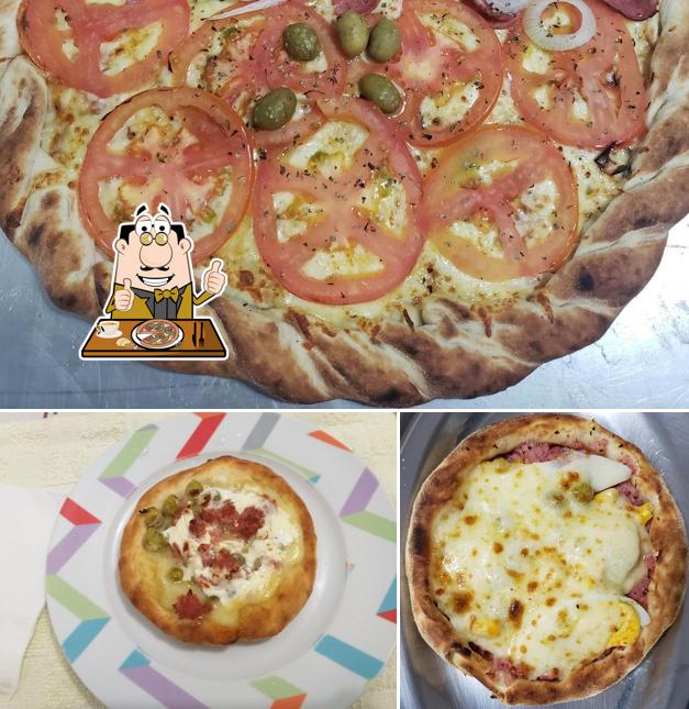 Peça diversos estilos de pizza