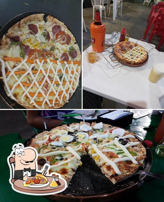 Peça pizza no Pizzaria Dois Irmãos