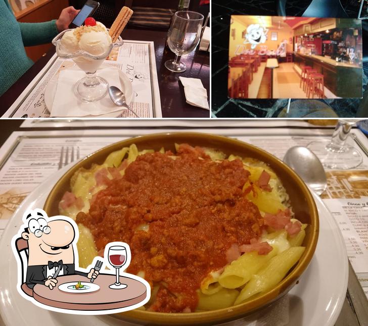 Observa las fotos donde puedes ver comida y barra de bar en Pizzeria Restaurante Don Buchi